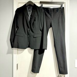 Banana Republic Black Women's Suit